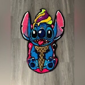 Meet your Posher, Rebeca